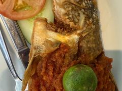 娘惹特质辣酱炸鱼-Limapulo: Baba Can Cook