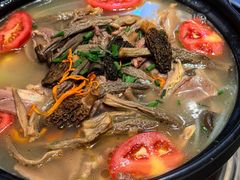 -乡土特色.冷锅鱼.牦牛肉汤锅