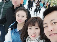-采薇庄园四季滑雪场