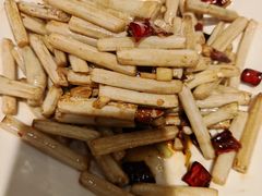 -黄泥岗·地道湖北菜(奥特莱斯店)