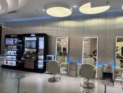 -PE SALON