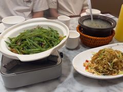 -小菜园新徽菜(宜兴八佰伴店)