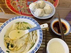 -笑来喜馄饨小笼工坊店(湖滨街店)