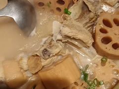 砂锅排骨炖莲藕-北平楼·烤鸭·北京菜(牡丹园店)