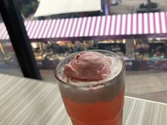 -必胜客(证大大拇指店)