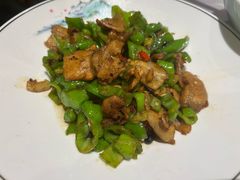 -松沪名灶·豆浆鱼头·新上海菜(飞航吾悦广场店)