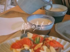 -彳亍咖啡·这里(水湾路店)