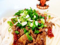 红烧肉粉-津市刘聋子粉馆岳阳总店