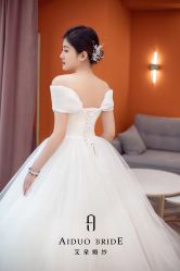 -艾朵婚纱