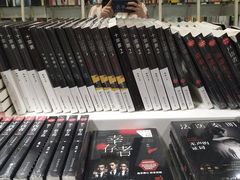 -钟书阁(松江泰晤士小镇店)