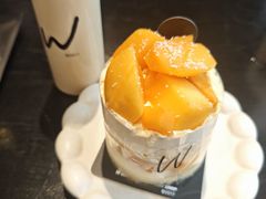 -W COLLECTIVE  DESSERT SHOP