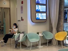 -维乐口腔(美维云门诊陆家嘴店)
