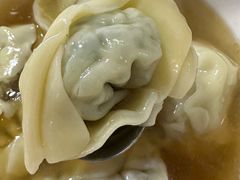特色荠菜肉馄饨-潘国仙耳光馄饨(黄家阙路店)