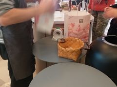 -奈雪的茶(亨特国际广场店)