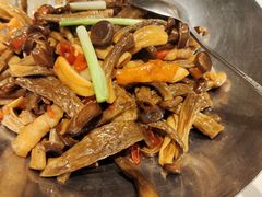 -云庭汇·粤菜海鲜(东盟盛天地店)