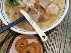 -鑫花溪牛肉米粉(东环大润发店)