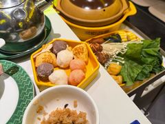 -润园四季椰子鸡火锅(卓越INTOWN店)