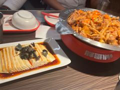 -胖哥俩肉蟹煲(济南世茂国际广场店)