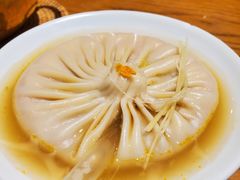 王牌蟹粉灌汤包-苏小柳手工点心(人民广场分院)
