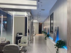 -PE SALON
