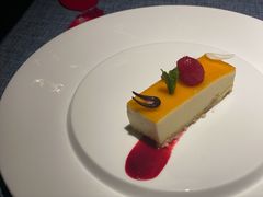 柚子芝士蛋糕-弦月窗LUNETTE BY AMANDA(复兴路店)