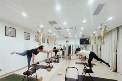 -一伽瑜伽·普拉提