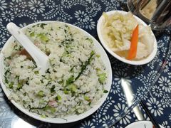 -唔呶喔哩酒家(生产街店)