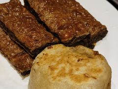 -清真吴记门钉肉饼·喜多利