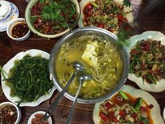 -陈三炖鸡馆(金众小区店)