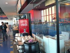 -彩虹云霄酒店75层国际自助餐