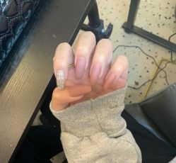 -艾珂·美甲美睫