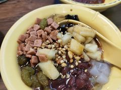 -签多多串串香火锅