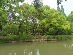 -汇龙潭