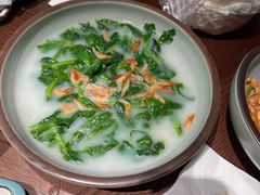 -映水芙蓉(长宁来福士店)