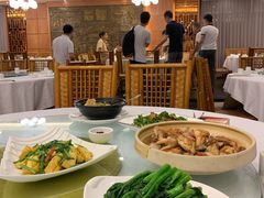 -围龙屋客家食府(福田店)