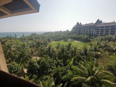 -海南清水湾莱佛士酒店