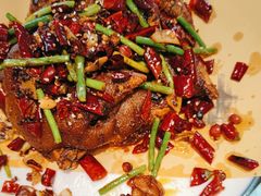 -川流不息·地道川菜·小龙虾(松东路店)