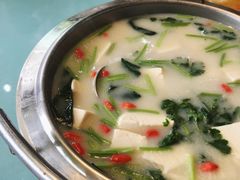 -鹊华居·地道鲁菜·海鲜·融合味(大明湖店)