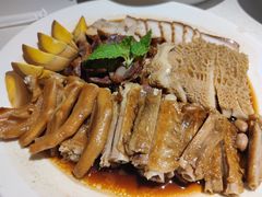 -维园悦谱·海派家常菜(乌鲁木齐南路店)