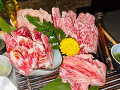 -铭牛烧肉·和牛海鲜自助(高新月牙湖店)