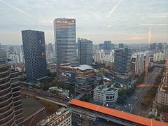 -上海龙之梦万丽酒店