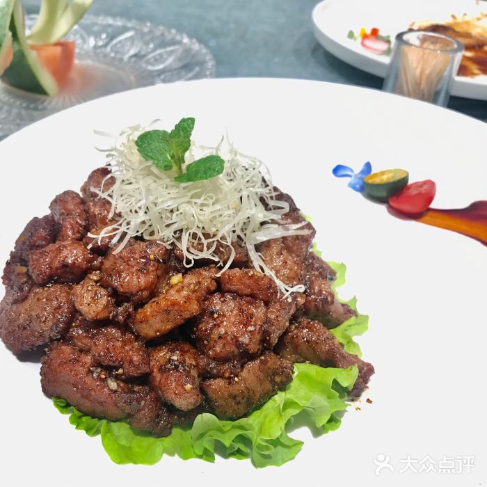 望乡楼上海菜(日月光店)越式牛肉粒图片