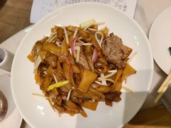 干炒牛河-香港百合居(LCM置汇旭辉广场店)