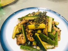 -小船渔村•大连菜•大连焖鱼(明泽街店)