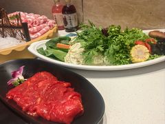 -老牌坊云南鱼豆花火锅(哈西万达店)
