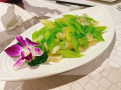 西芹炒百合-西苑饭店·蓬莱春餐厅