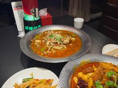 -辣尚瘾·烤鱼·新川菜(交大直营店)