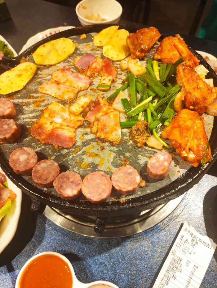 夫子烤肉-"[薄荷]环境:位置很好找 招牌很大 ."-大众点评移动版