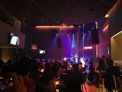 -TZ House音乐现场(来福士中心店)