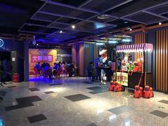 等候区-万达影城(城中城广场IMAX店)